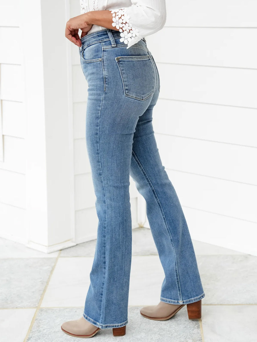 Judy Blue Holy Grail High Rise Medium Wash Non Distressed Contrast Wash Bootcut Jeans