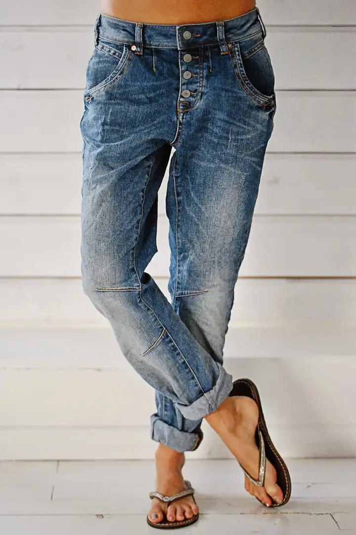 Wash Button Fly Stitch Detail Low Rise Straight Leg Jeans